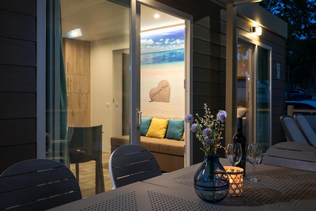 Mobile Homes Premium Relax Park Umag By Camp4You Karigador Ngoại thất bức ảnh